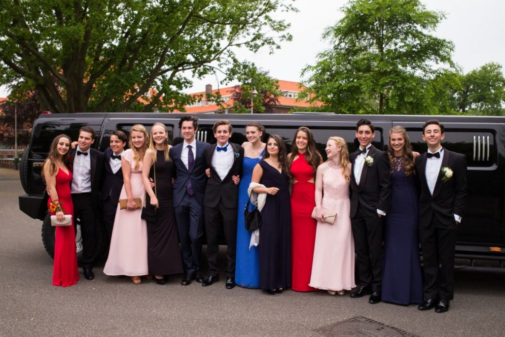 San Antonio Prom limousine rental transportation discount service